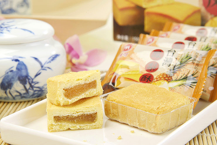 台湾美可凤梨酥——一口甜美，悠享酥软时光